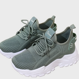 Bekväma ortopediska sneakers